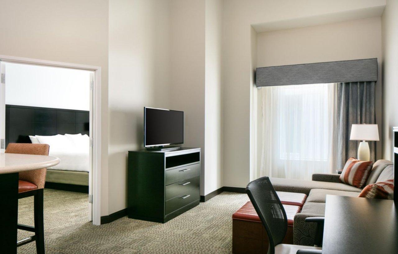 Staybridge Suites Des Moines Downtown By Ihg Zewnętrze zdjęcie